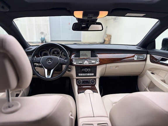 Mercedes-Benz CLS250 10 of 15