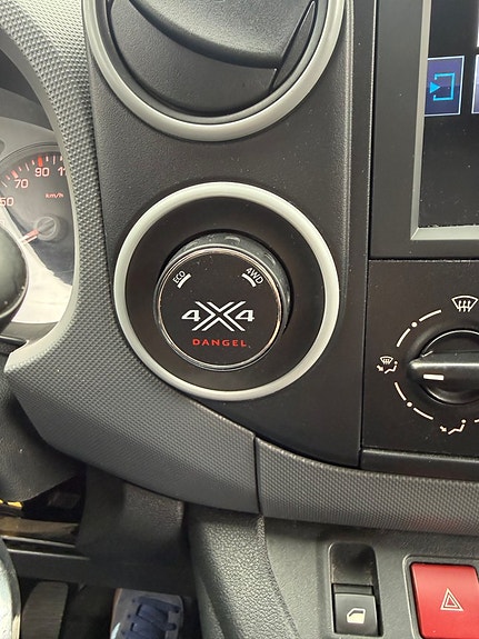 Peugeot Partner 12 of 12