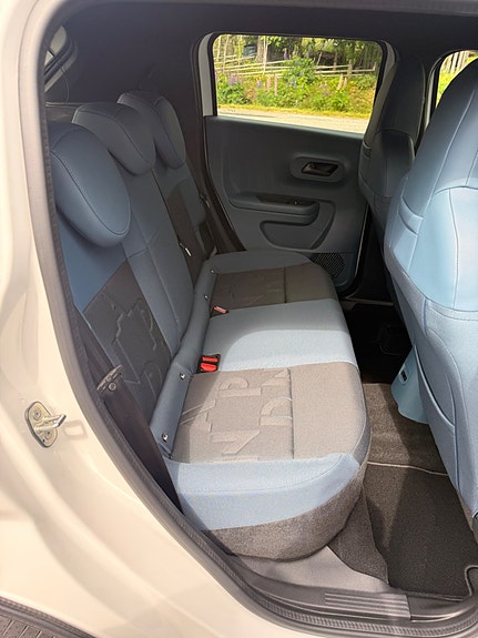 Fiat Grande Panda E 8 of 17