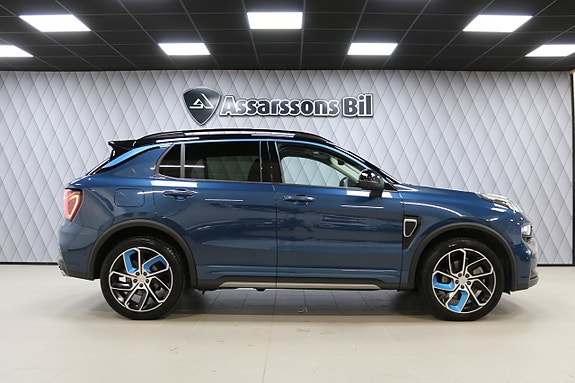Lynk & Co 01 6 of 27