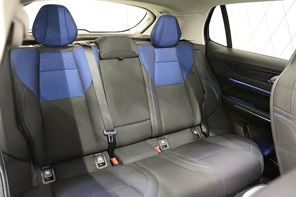 Lynk & Co 01 11 of 27