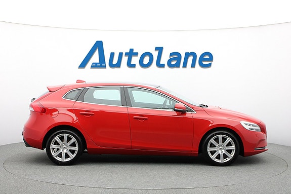 Volvo V40 9 of 30