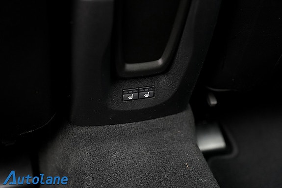Volvo V40 27 of 30