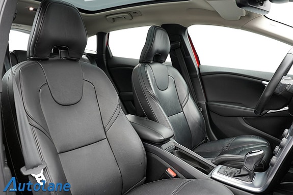 Volvo V40 13 of 30