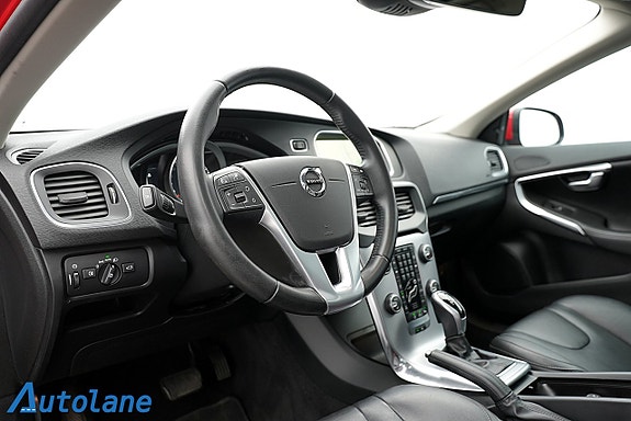 Volvo V40 18 of 30