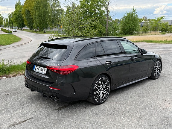 Mercedes-Benz C43 3 of 5