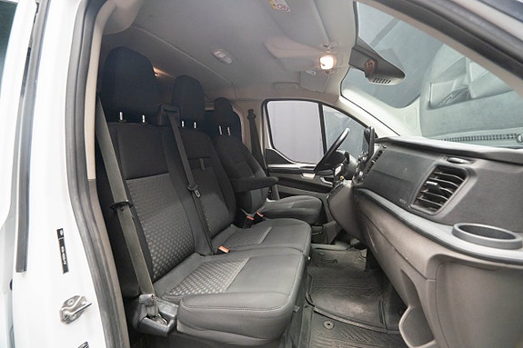 Ford Transit Custom 20 of 21