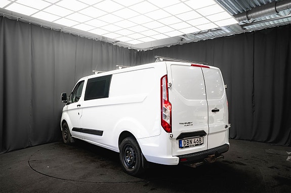 Ford Transit Custom 8 of 21