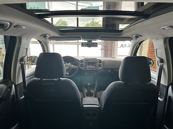 Volkswagen Tiguan 10 of 21