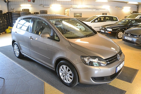 Volkswagen Golf Plus 2 of 5