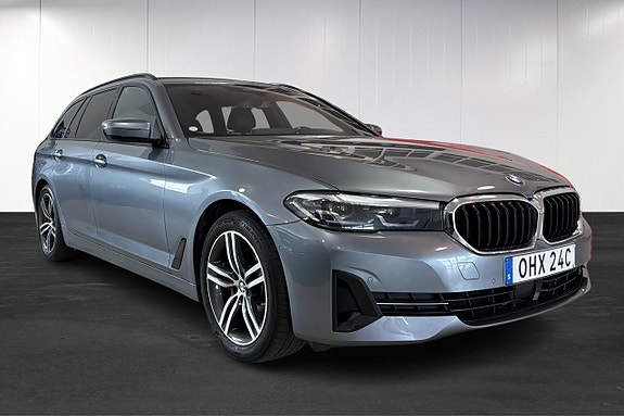 BMW 520 2 of 5