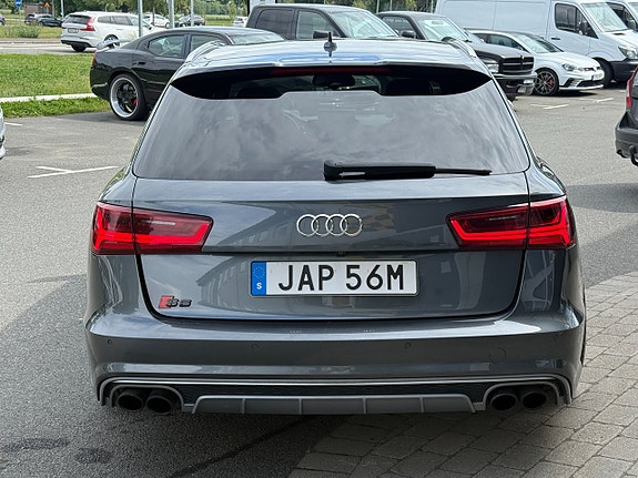Audi S6 5 of 5
