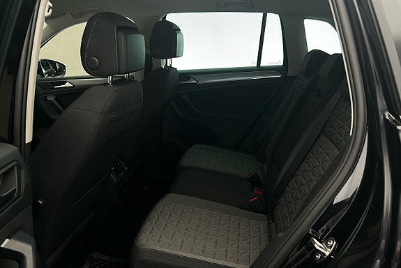 Volkswagen Tiguan 13 of 23
