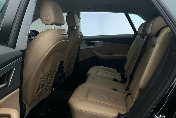 Audi Q8 13 of 27