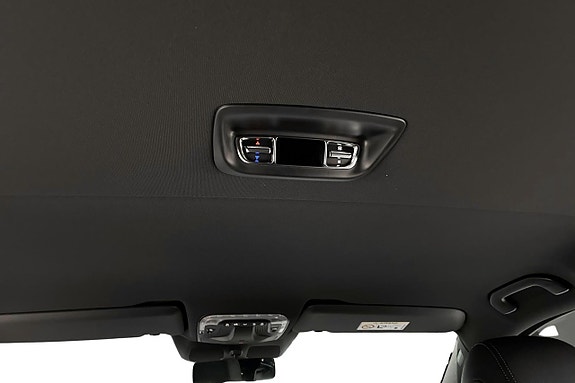 Mercedes-Benz V300 d 16 of 16