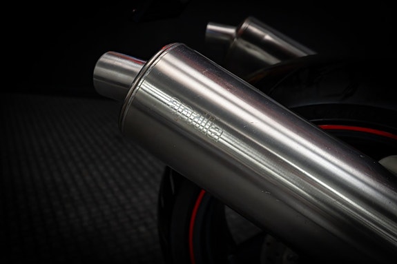 Aprilia SL1000 Falco 12 of 15