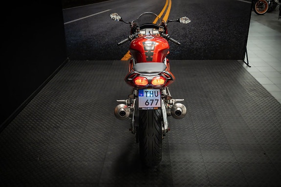 Aprilia SL1000 Falco 7 of 15