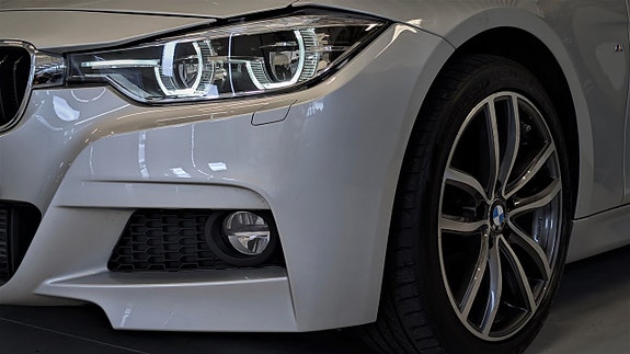 BMW 318d 8 of 25