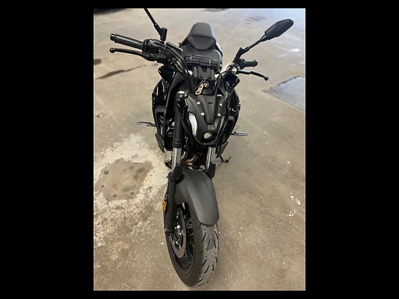 Yamaha MT-07 5 of 9