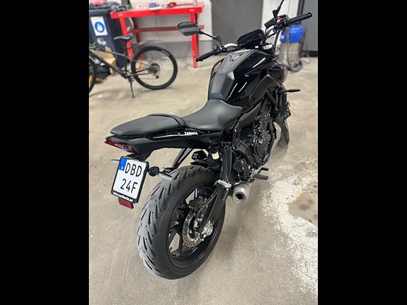 Yamaha MT-07 4 of 9