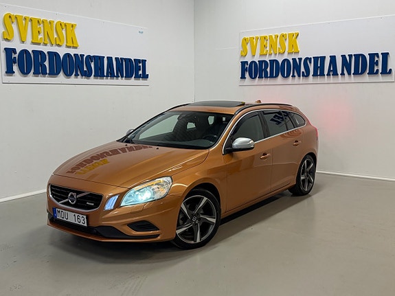 Volvo V60 2 of 5