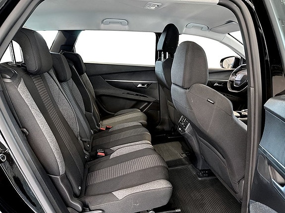 Peugeot 5008 15 of 18