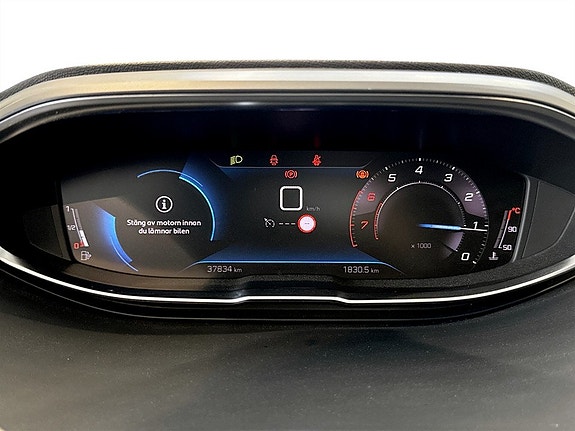 Peugeot 5008 10 of 18