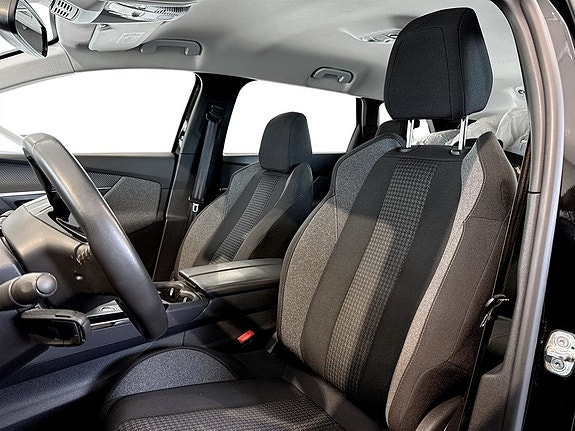 Peugeot 5008 4 of 5