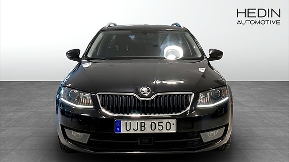 Skoda Octavia 8 of 15