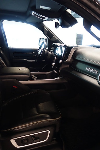 RAM 1500 8 of 9