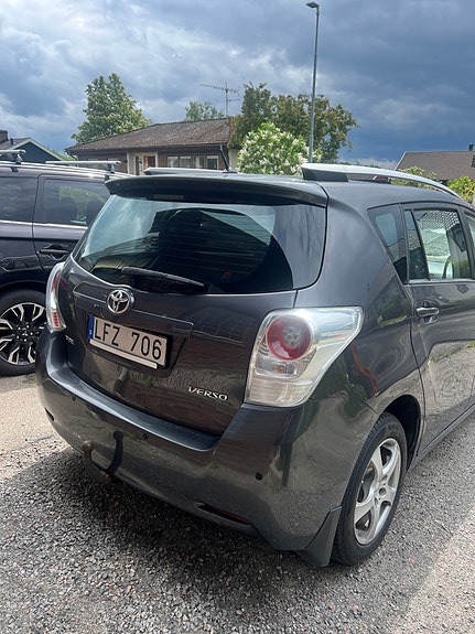 Toyota Verso 3 of 5