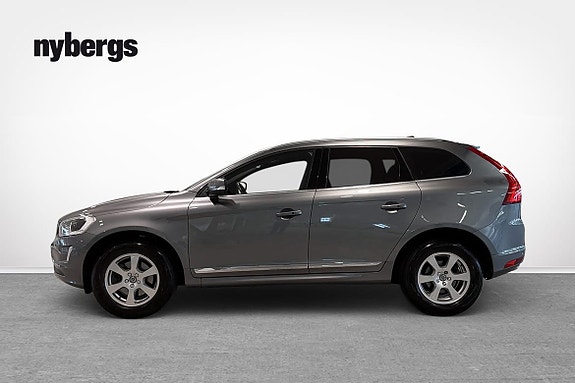 Volvo XC60 2 of 20