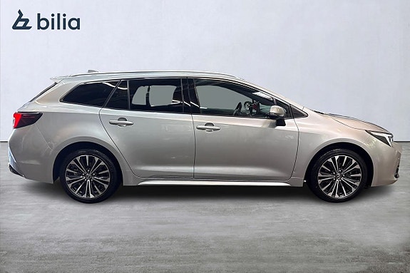 Toyota Corolla 18 of 21