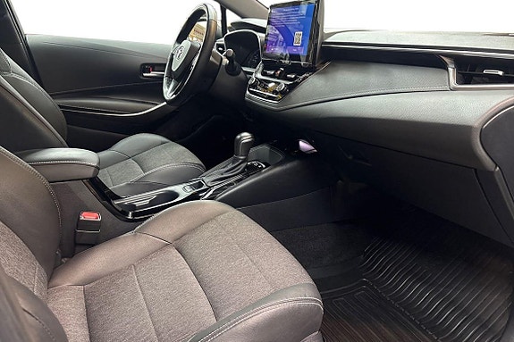 Toyota Corolla 7 of 21