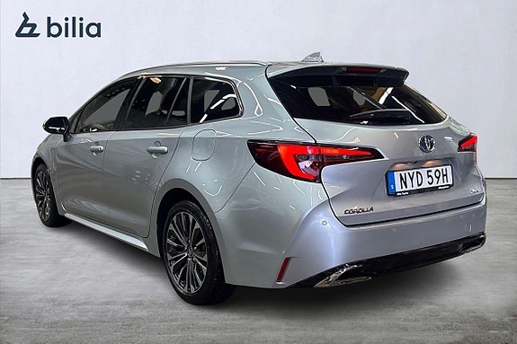Toyota Corolla 2 of 21