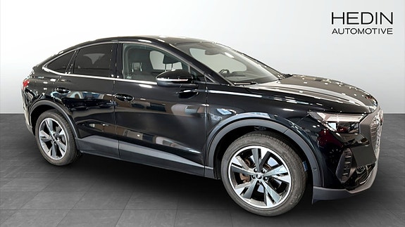Audi Q4 Sportback e-tron 2 of 5