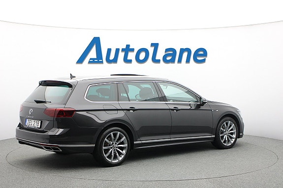 Volkswagen Passat 8 of 28