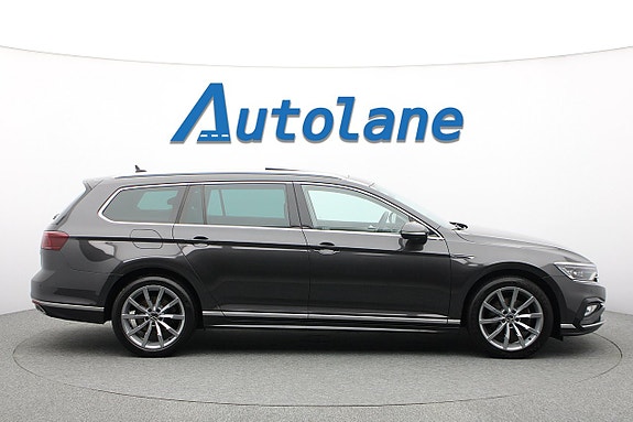 Volkswagen Passat 9 of 28