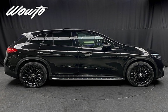 Mercedes-Benz EQE SUV 3 of 5