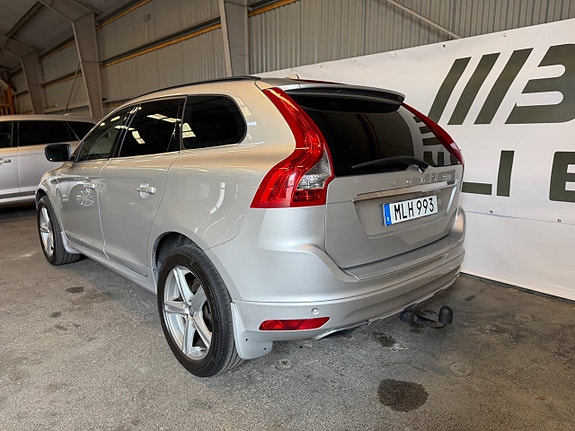 Volvo XC60 4 of 5