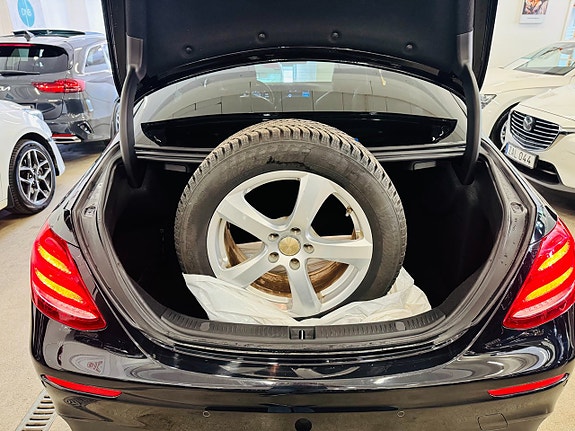 Mercedes-Benz E220 d 12 of 26