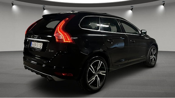 Volvo XC60 3 of 5