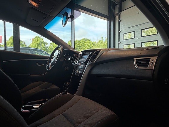 Hyundai i30 8 of 8