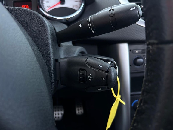 Peugeot 207 CC 22 of 25