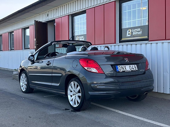 Peugeot 207 CC 4 of 25