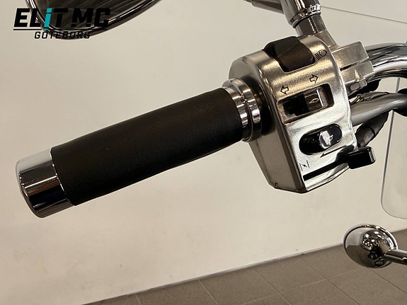 Yamaha XVS1100A 1.1 19 of 21