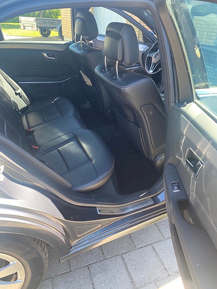 Mercedes-Benz E220 7 of 7