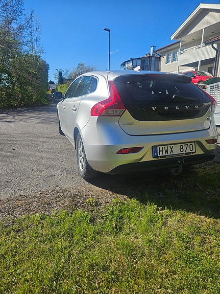 Volvo V40 7 of 13
