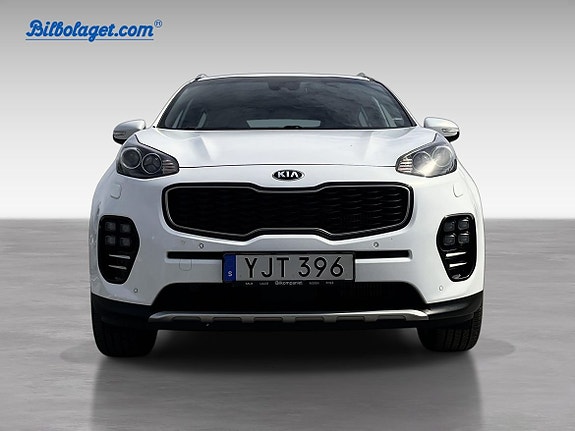 Kia Sportage 2 of 5