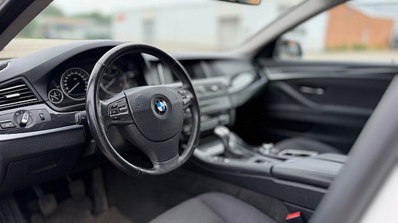 BMW 520d 9 of 16